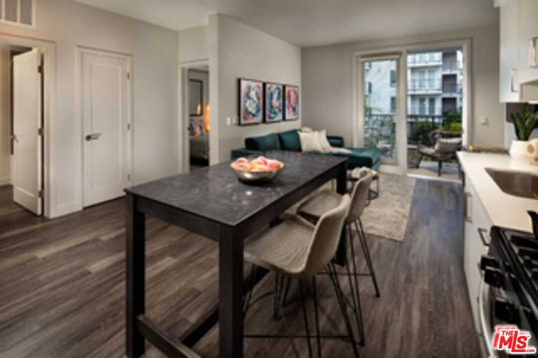 687 S Hobart Blvd #687-722 - Photo 2 of 21