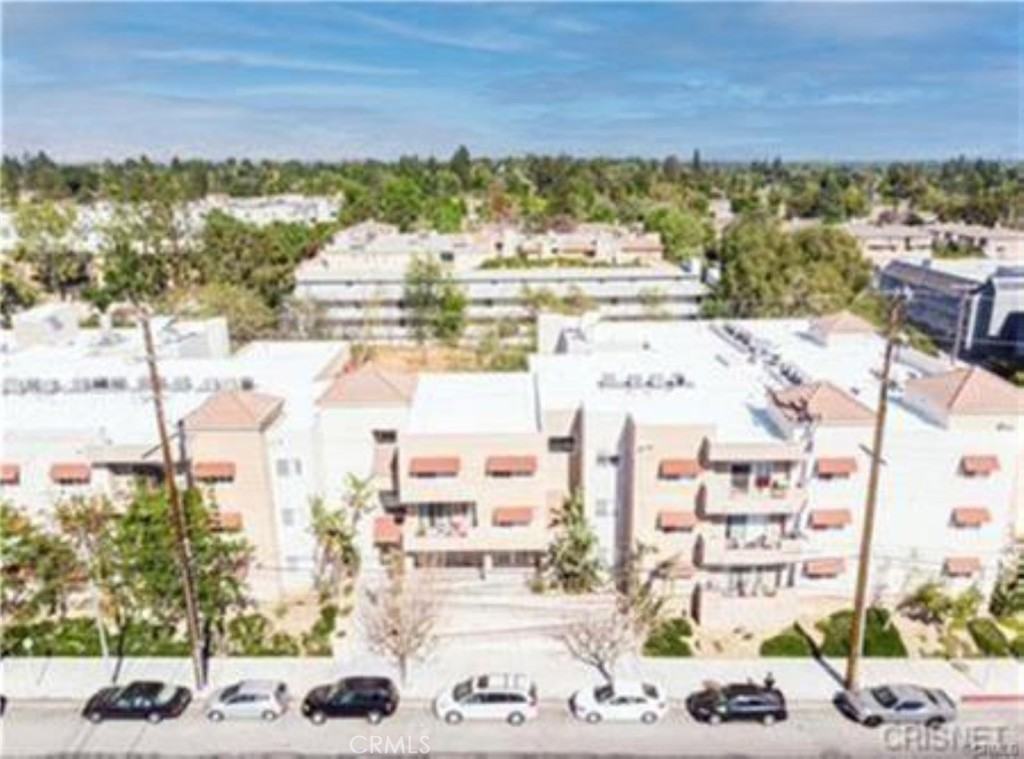 9610 Zelzah Ave #9610-310 - Photo 4 of 32