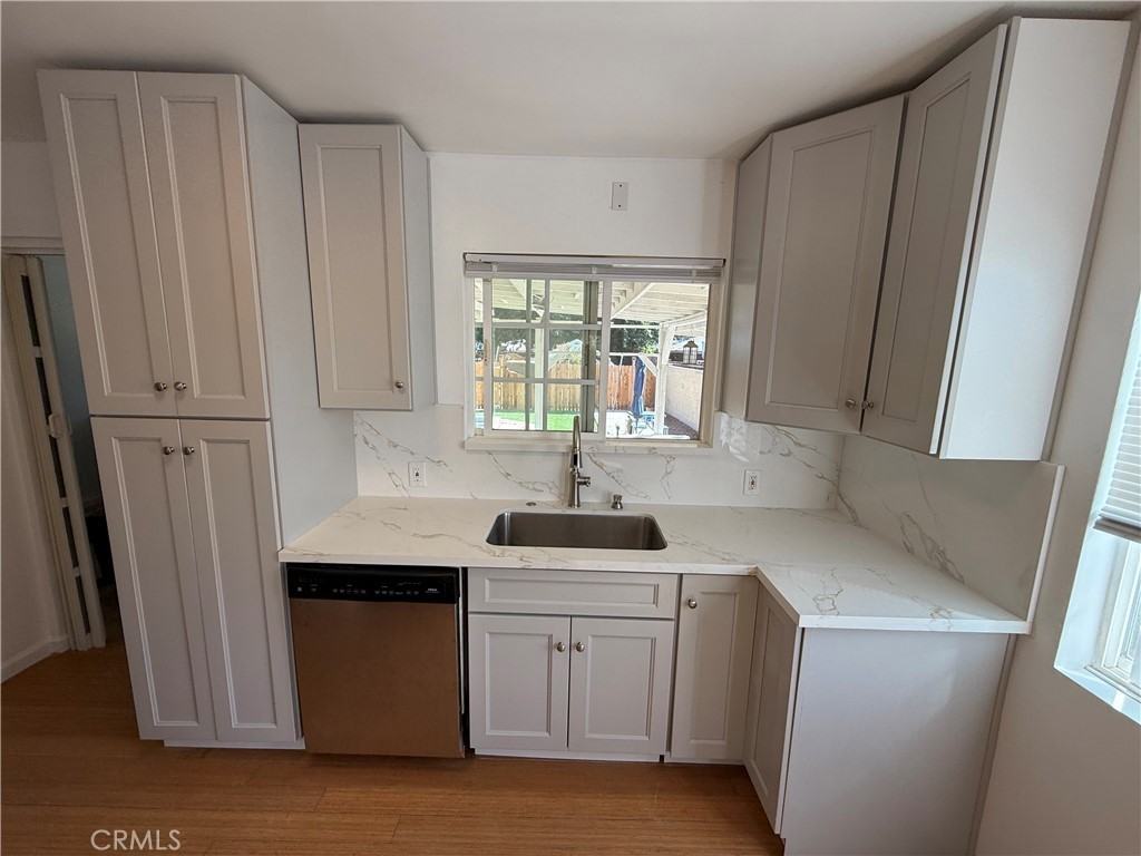 19148 Saticoy St #19148 - Photo 4 of 25