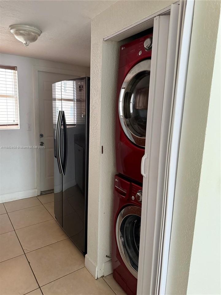 1142 99th St #1142-23 - Photo 3 of 19