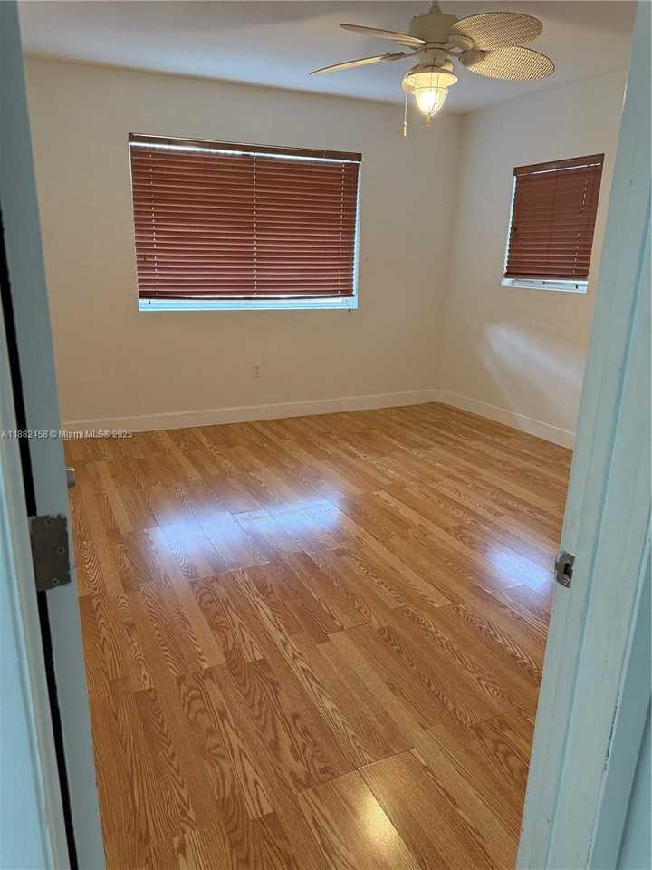 1142 99th St #1142-23 - Photo 6 of 19