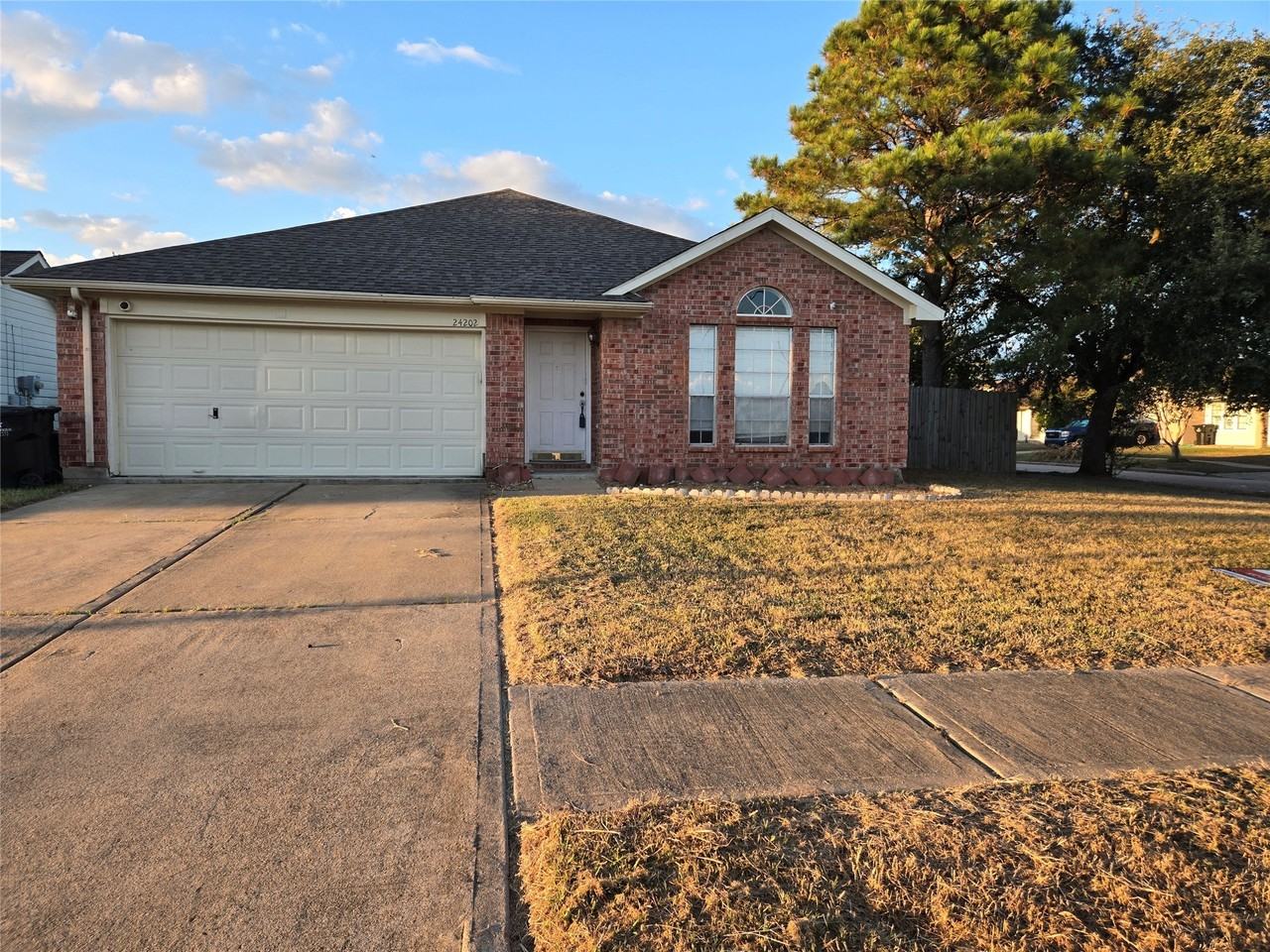 24202 Bar Kay Ln #24202 - Photo 4 of 15