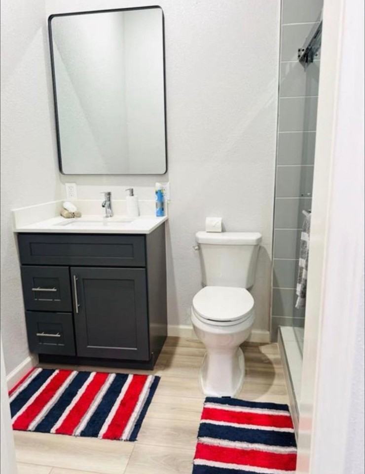 2400 Burkett St #2400 - Photo 3 of 11