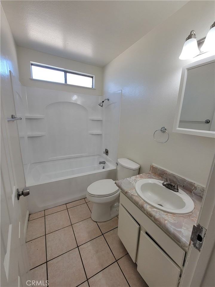 16001 Green Hill Dr #16001-1 - Photo 3 of 9