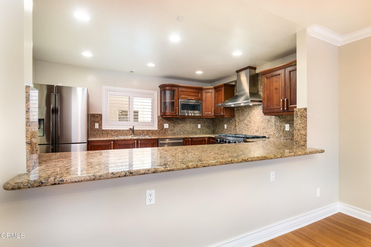 1828 Glendon Ave #1828-101 - Photo 5 of 38