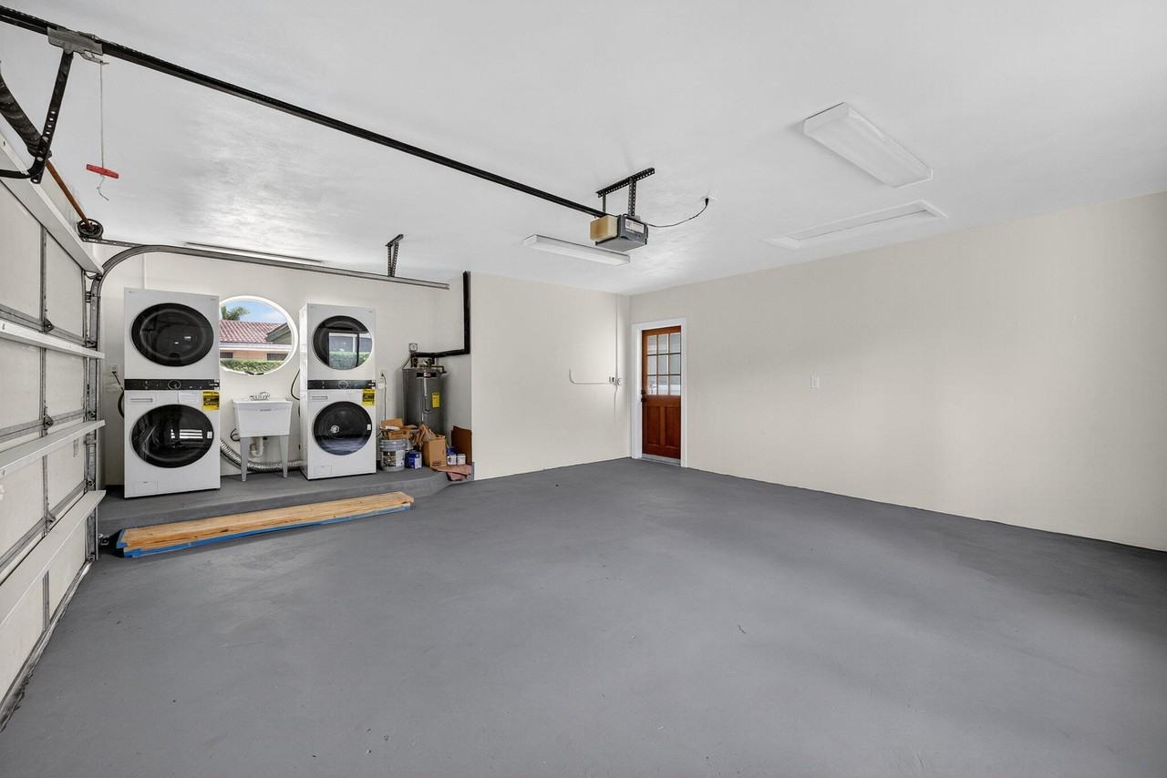 4442 Seagrape Dr #44421NORTH - Photo 3 of 35