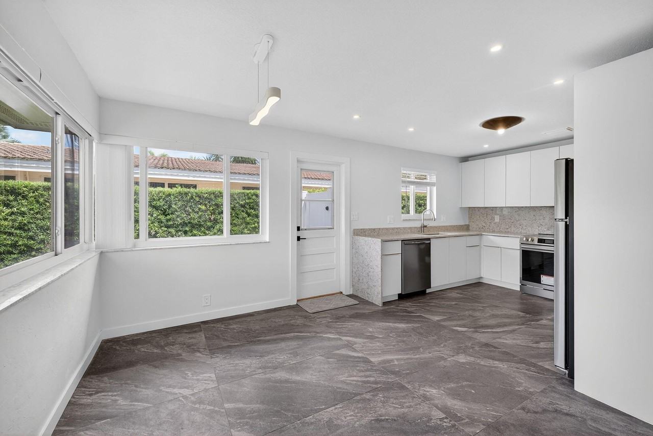 4442 Seagrape Dr #44421NORTH - Photo 5 of 35