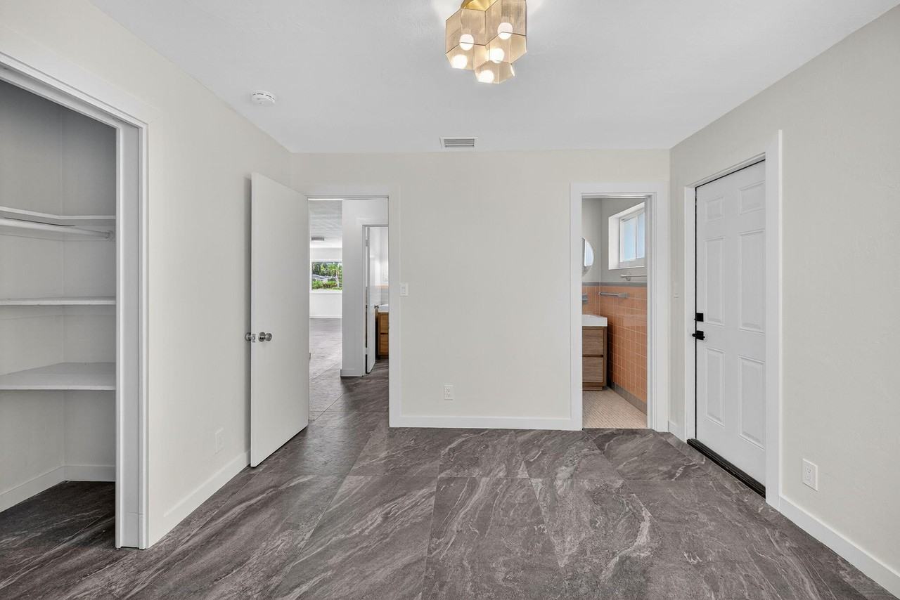 4442 Seagrape Dr #44421NORTH - Photo 6 of 35