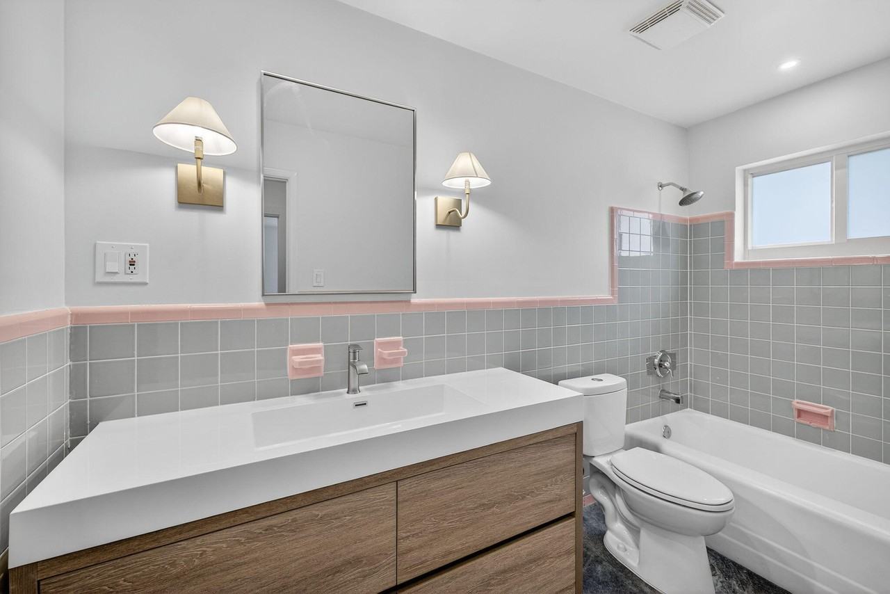 4442 Seagrape Dr #44421NORTH - Photo 7 of 35