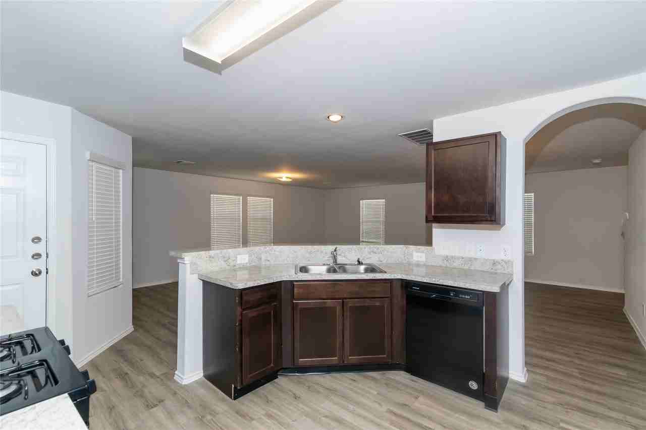 18530 Paddys Creek Trl #18530 - Photo 7 of 16