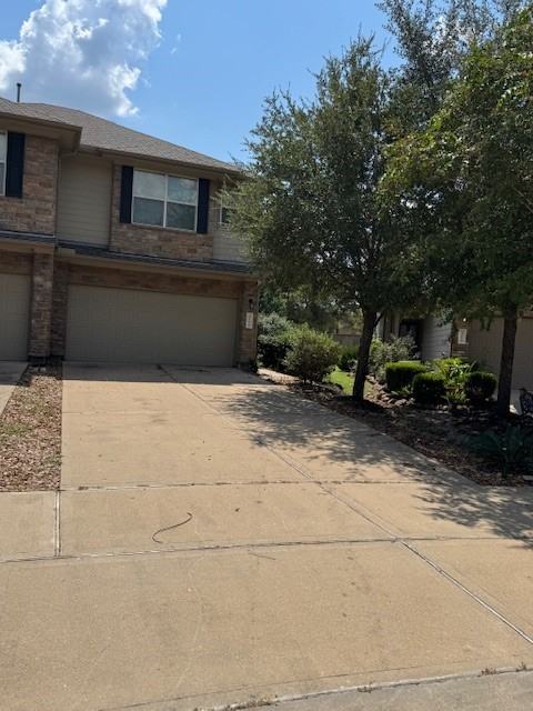 24626 Folkstone Cir #24626 - Photo 2 of 17