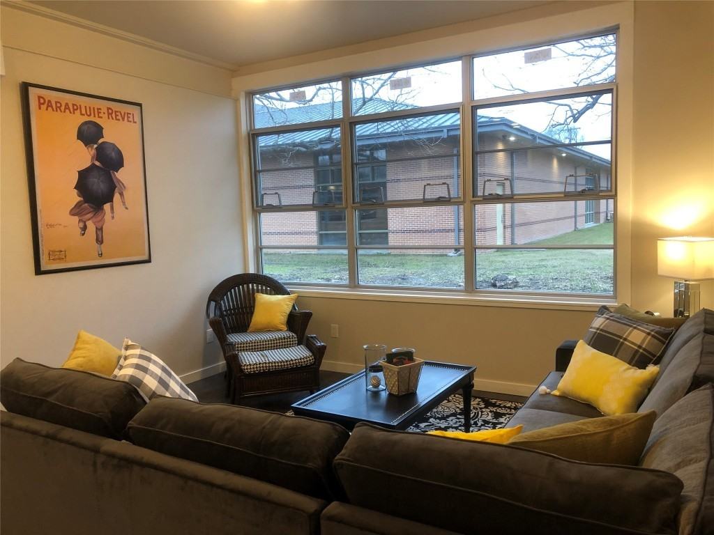 809 Vance St #809 - Photo 6 of 10