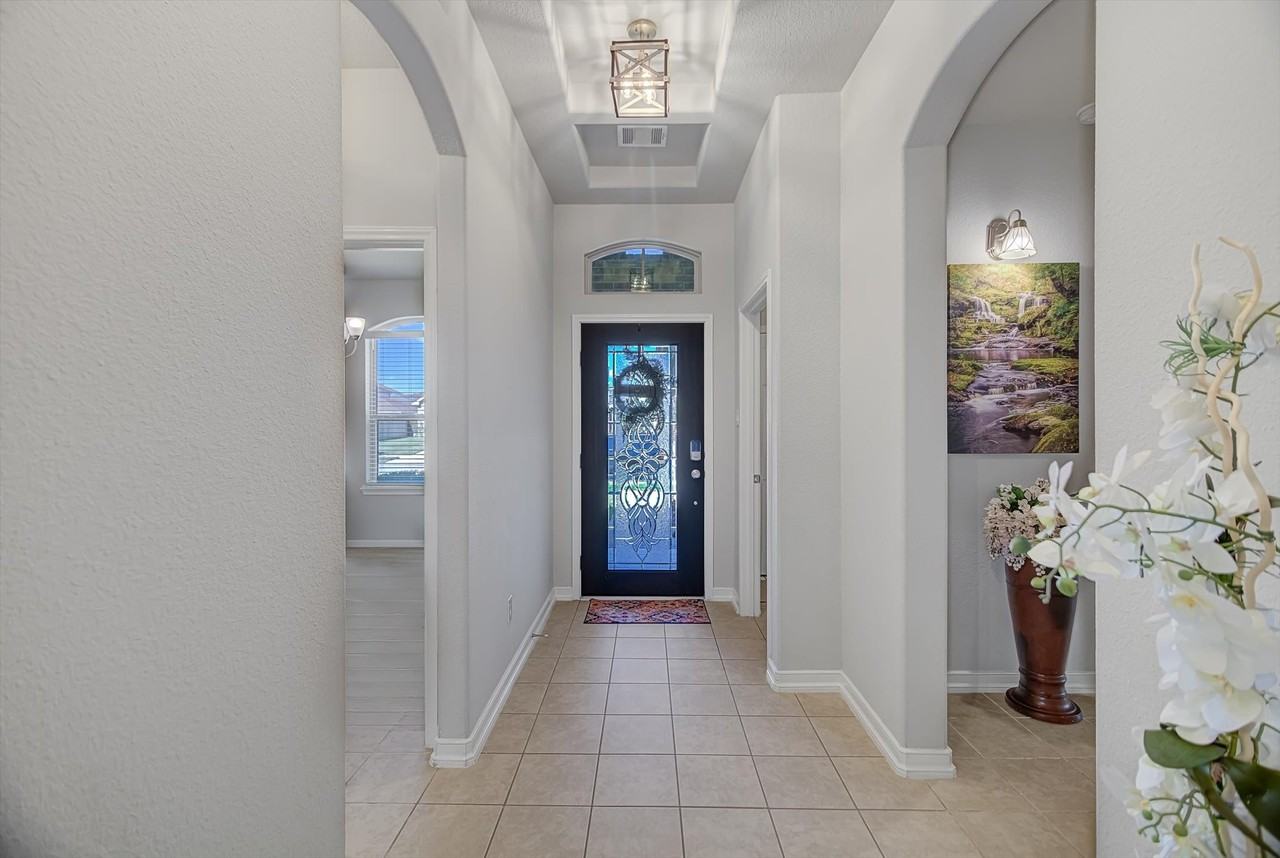 16514 Twinwalker Dr #16514 - Photo 4 of 35