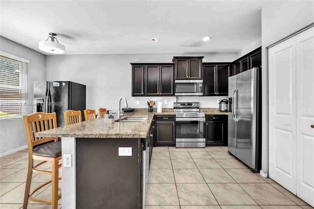 2190 Se 2nd St #2190