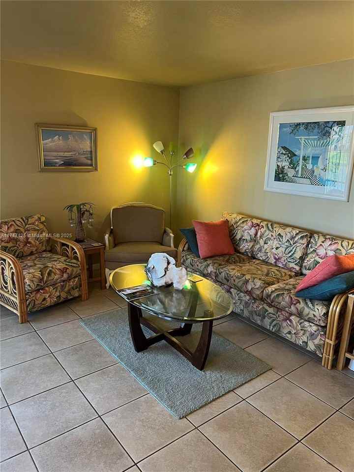 N Homestead Blvd #980980J - Photo 5 of 13