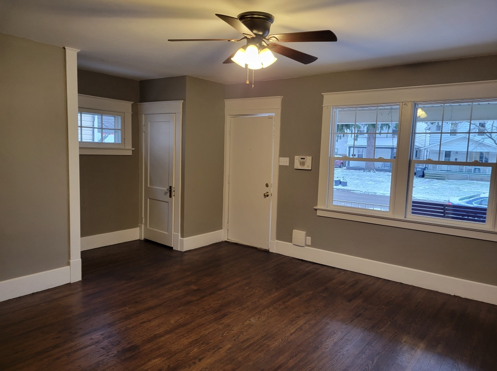 621 Dearborn Ave #1 - Photo 3 of 24