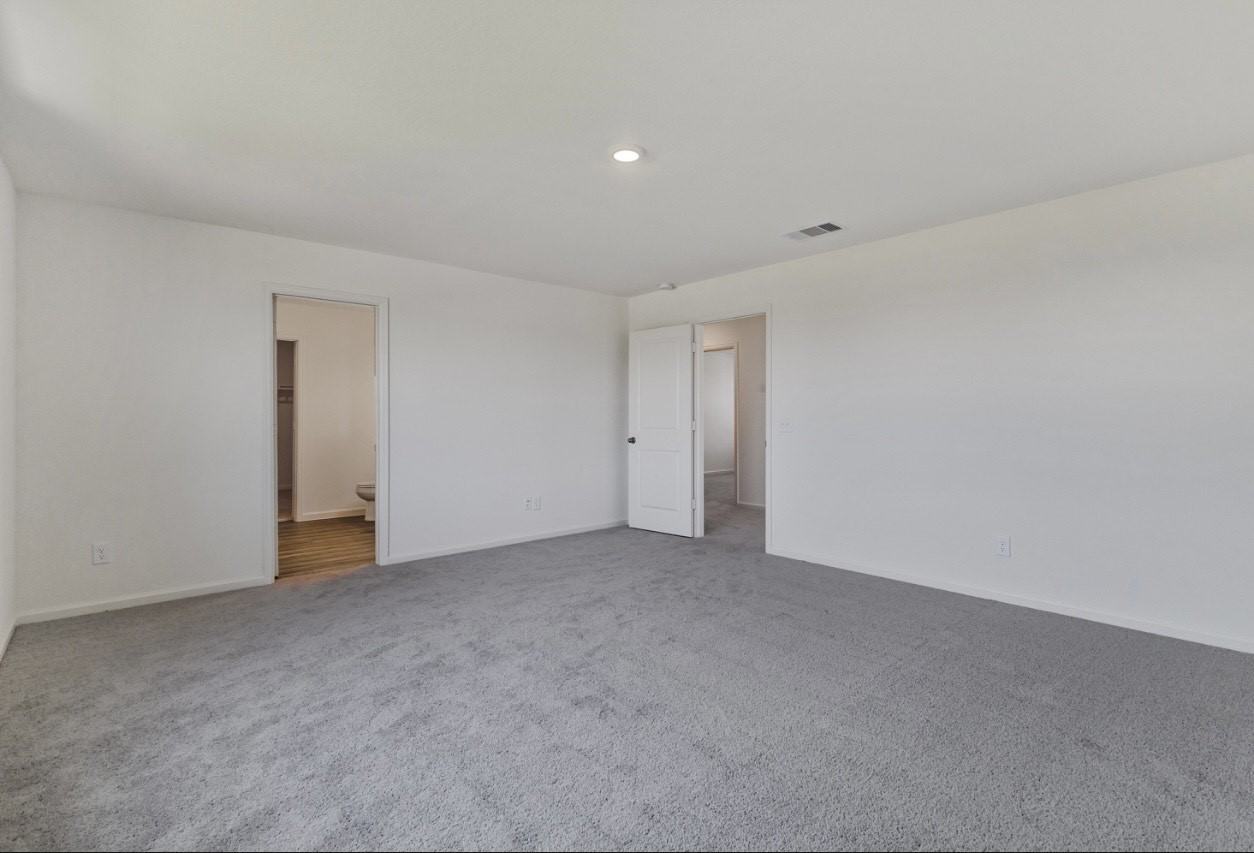 27235 Blue Pool Dr #27235 - Photo 4 of 13