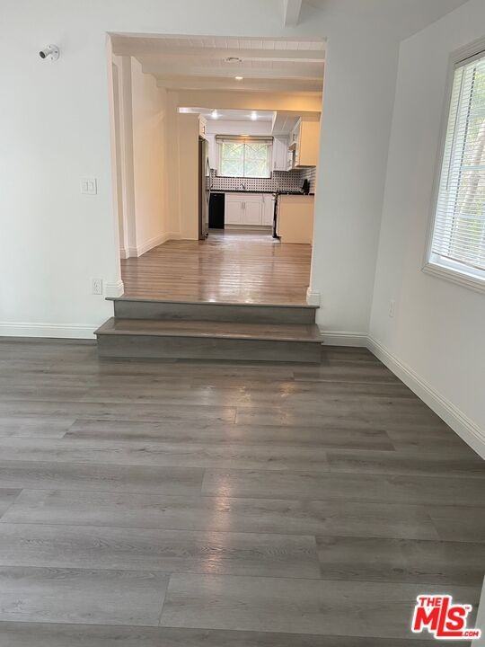 1712 Benedict Canyon Dr #1712 - Photo 7 of 42