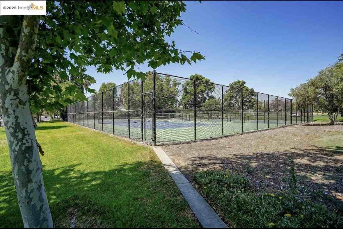 5580 Edgeview Dr #5580 - Photo 6 of 42