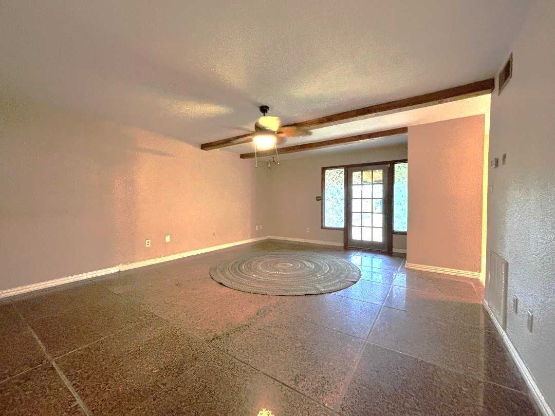 406 Bowie St #406 - Photo 3 of 11