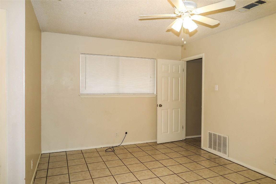 308 Golden Oaks Dr #308 - Photo 3 of 25