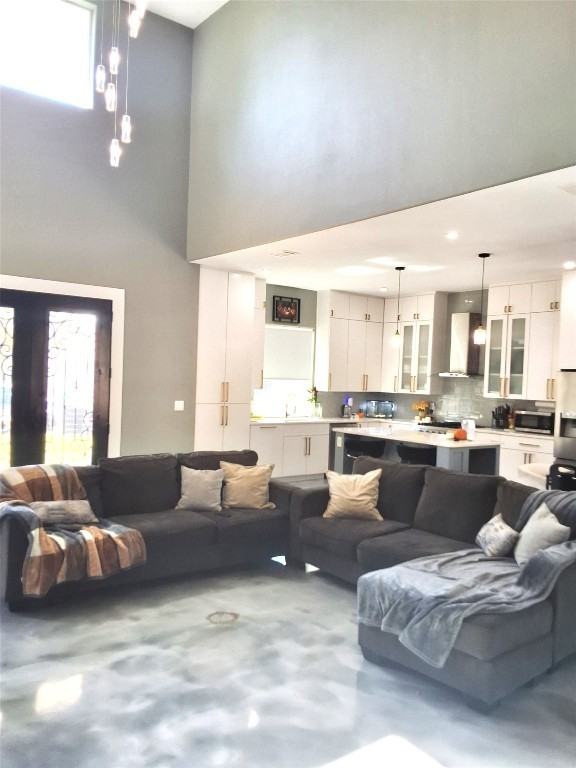 724 Ramsey Ave #724 - Photo 7 of 36