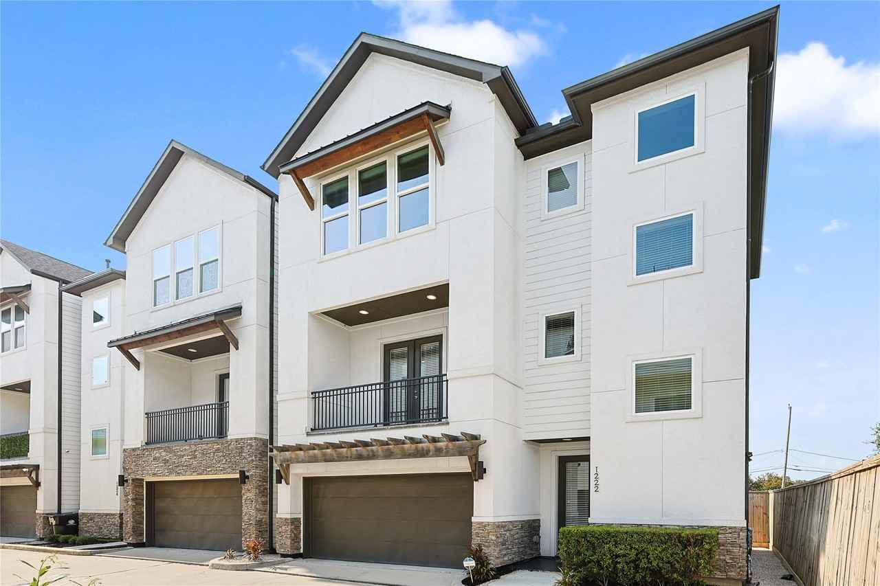 1222 Upton St #1222 - Photo 4 of 41