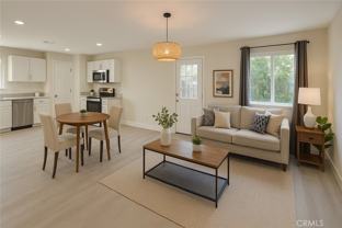 905 W Sumner Ave #905B - Photo 1 of 1