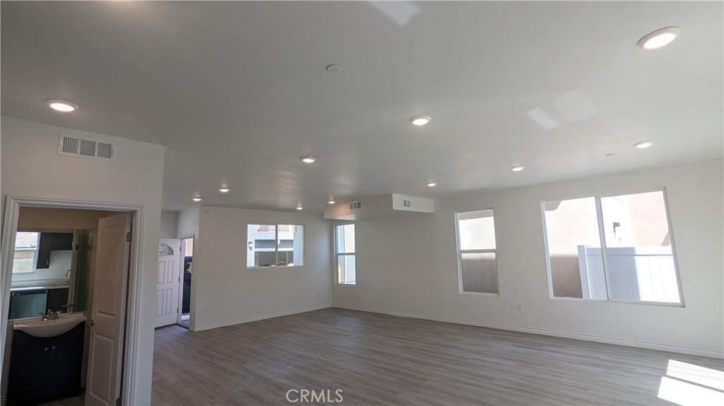 15115 Logos Ct #15115 - Photo 4 of 21