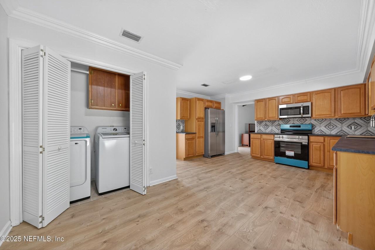 6201 Grayling Dr #6201 - Photo 6 of 25