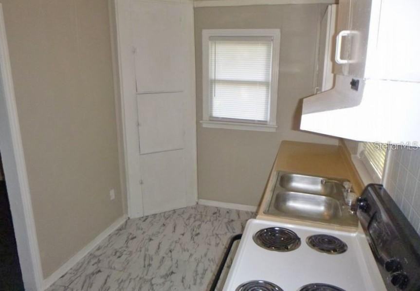 424 424 West Dr Martin Luther King Jr Boulevard #424 - Photo 7 of 19