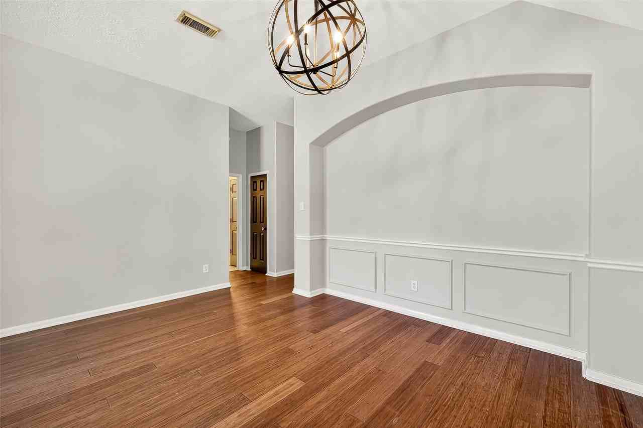 16431 Redcrest Dr #16431 - Photo 7 of 50