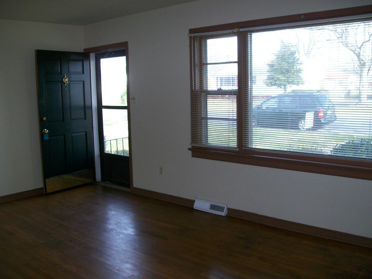 3610 Montclair Rd #1 - Photo 3 of 6