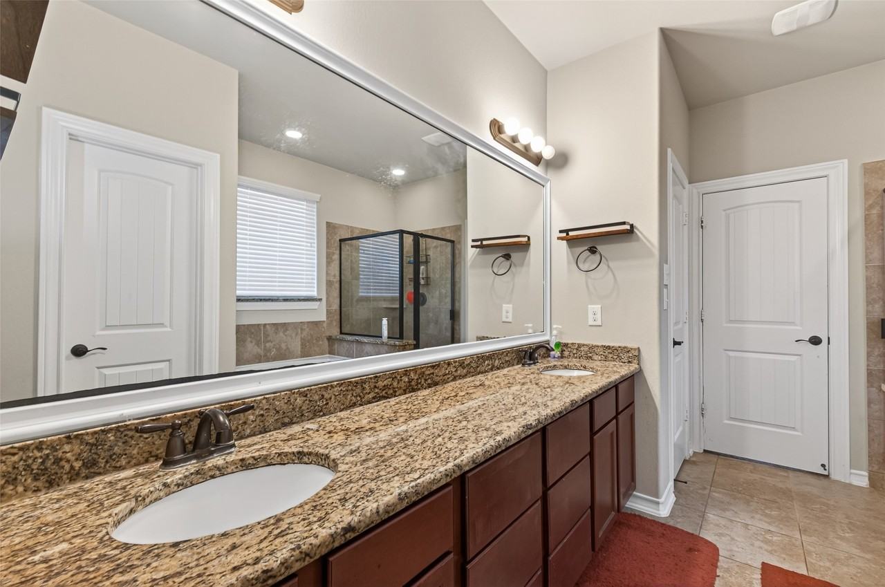 2310 Shannon Ct #2310 - Photo 6 of 50