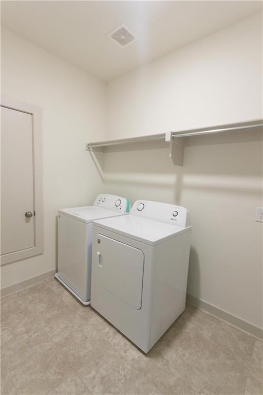 420 Texas Dr #420 - Photo 5 of 29