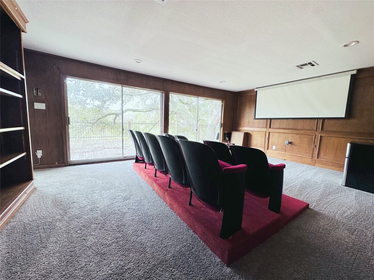 3202 La Quinta Dr #3202 - Photo 3 of 32