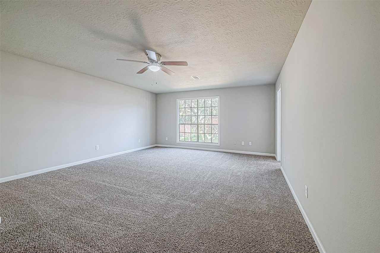 3102 Glenn Lakes Ln #3102 - Photo 7 of 48