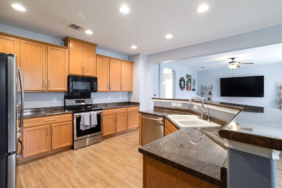 8716 Panadero Dr #8716 - Photo 4 of 36