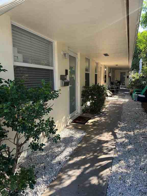 340 Sw 16th Ct #340-1 - Photo 5 of 7