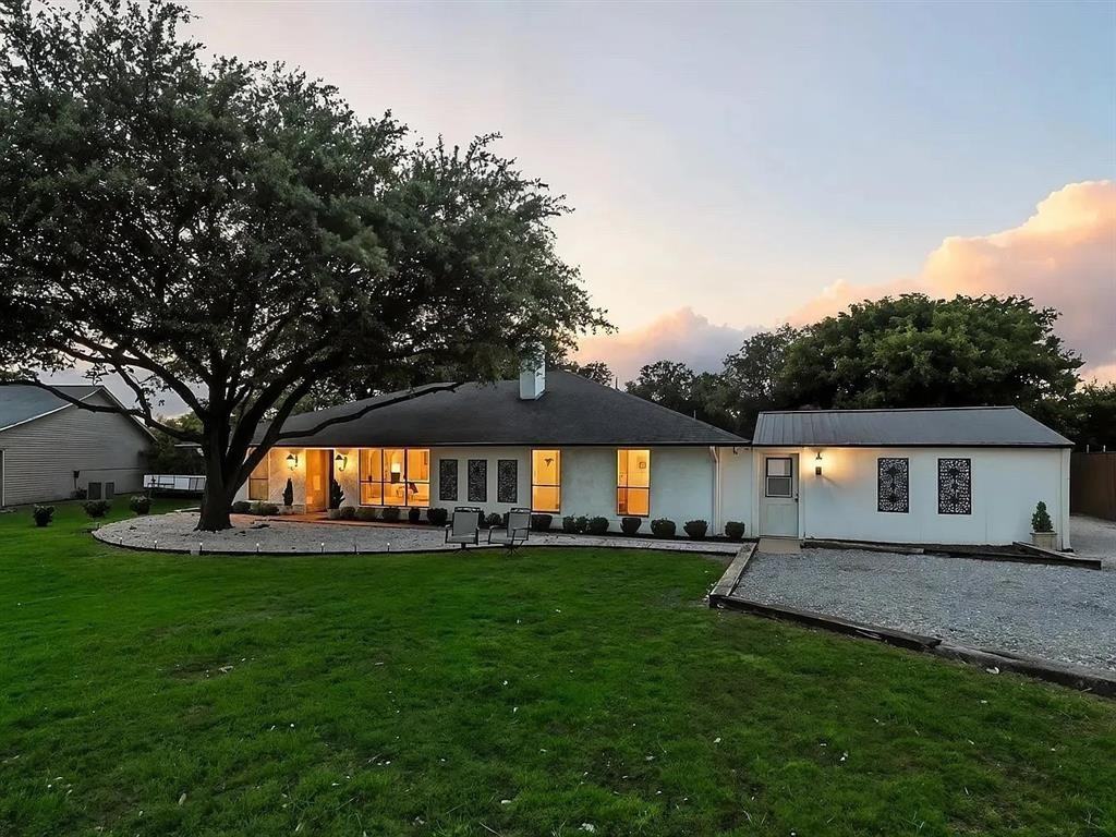 16485 Red Wood Circle North #16485 - Photo 5 of 30