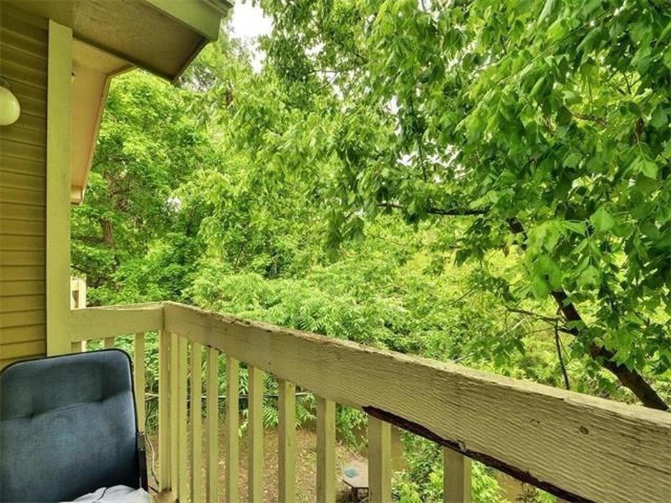 4520 Speedway #4520B - Photo 6 of 26