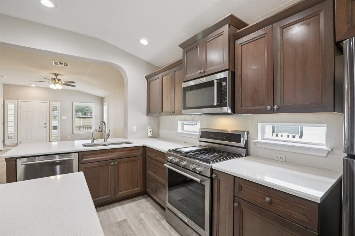 4937 Hartson #4937 - Photo 3 of 39