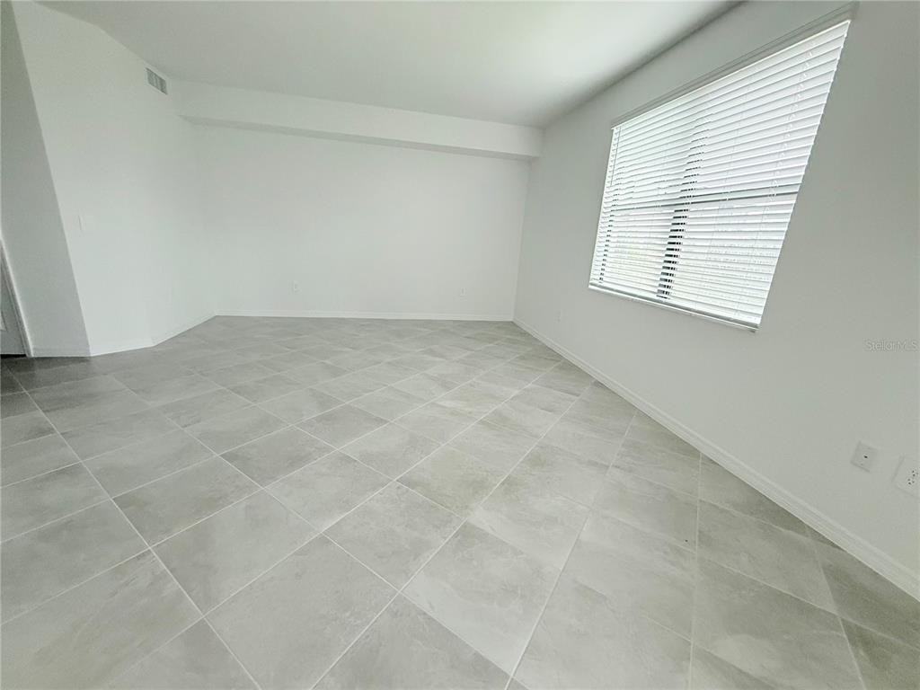 5624 Summit Pointe Cir #5624-104 - Photo 7 of 20