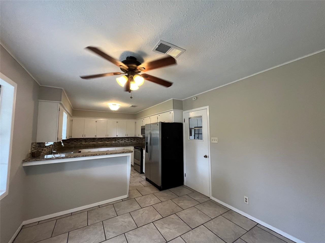 3924 Wickersham St #3924 - Photo 3 of 20