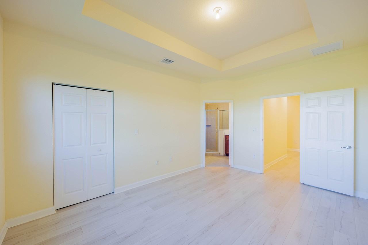 5636 Nw 58th Ln #5636 - Photo 7 of 48