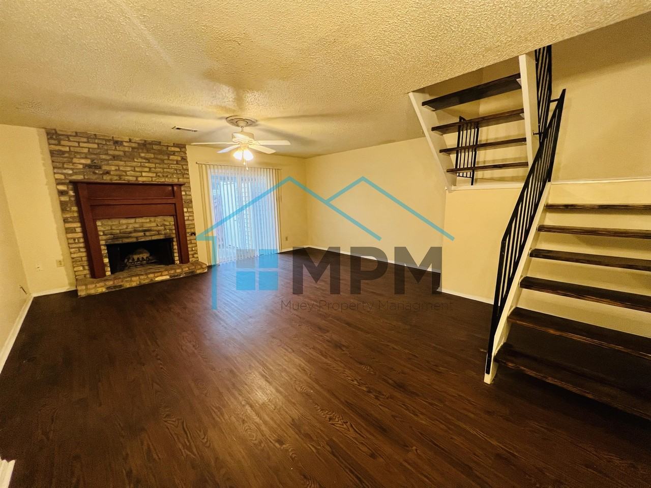 56 Colonial Dr #B - Photo 2 of 13