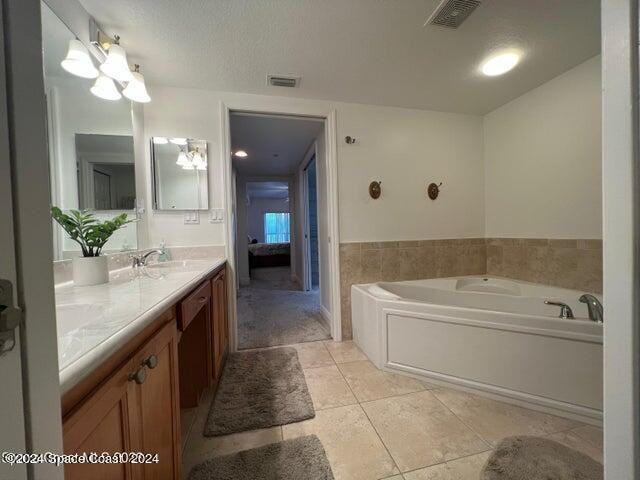 161 Majestic Bay Ave #161-203 - Photo 5 of 26