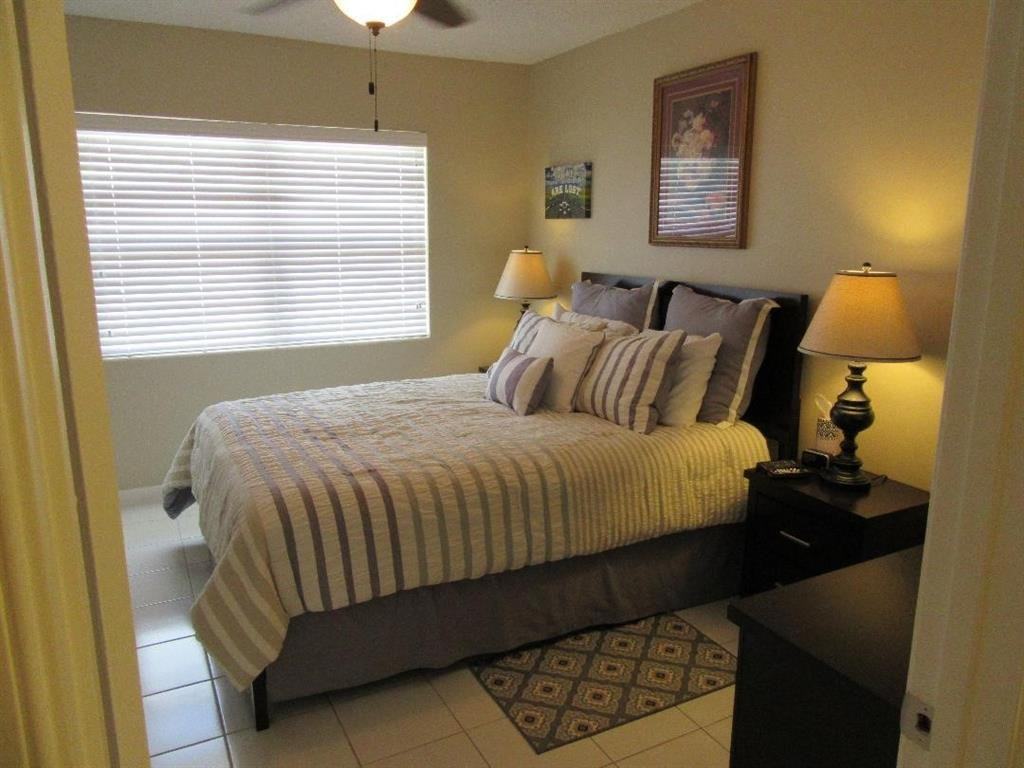 10561 Greentrail Dr S #10561 - Photo 3 of 5