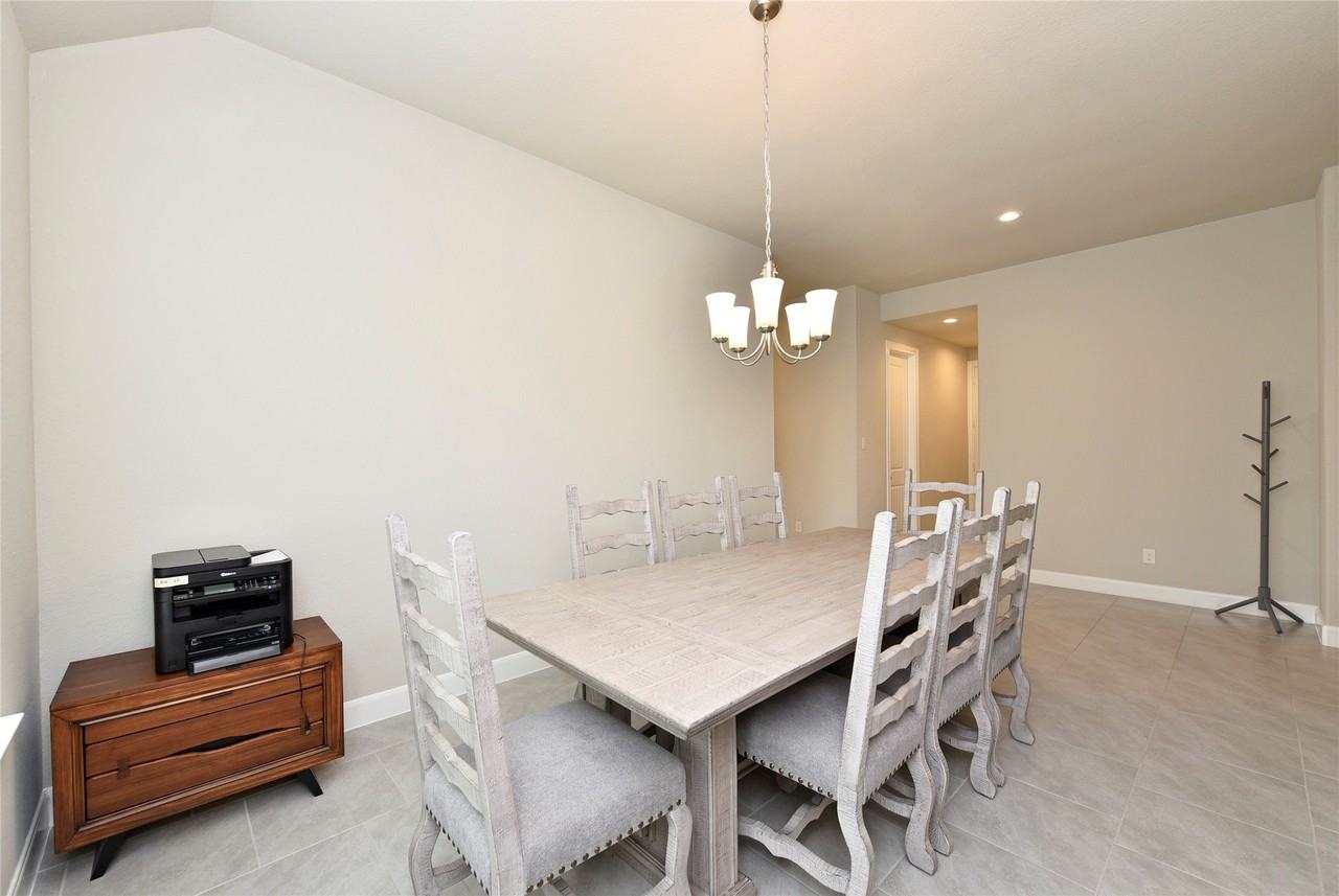 5835 Euclid Loop #5835 - Photo 7 of 39