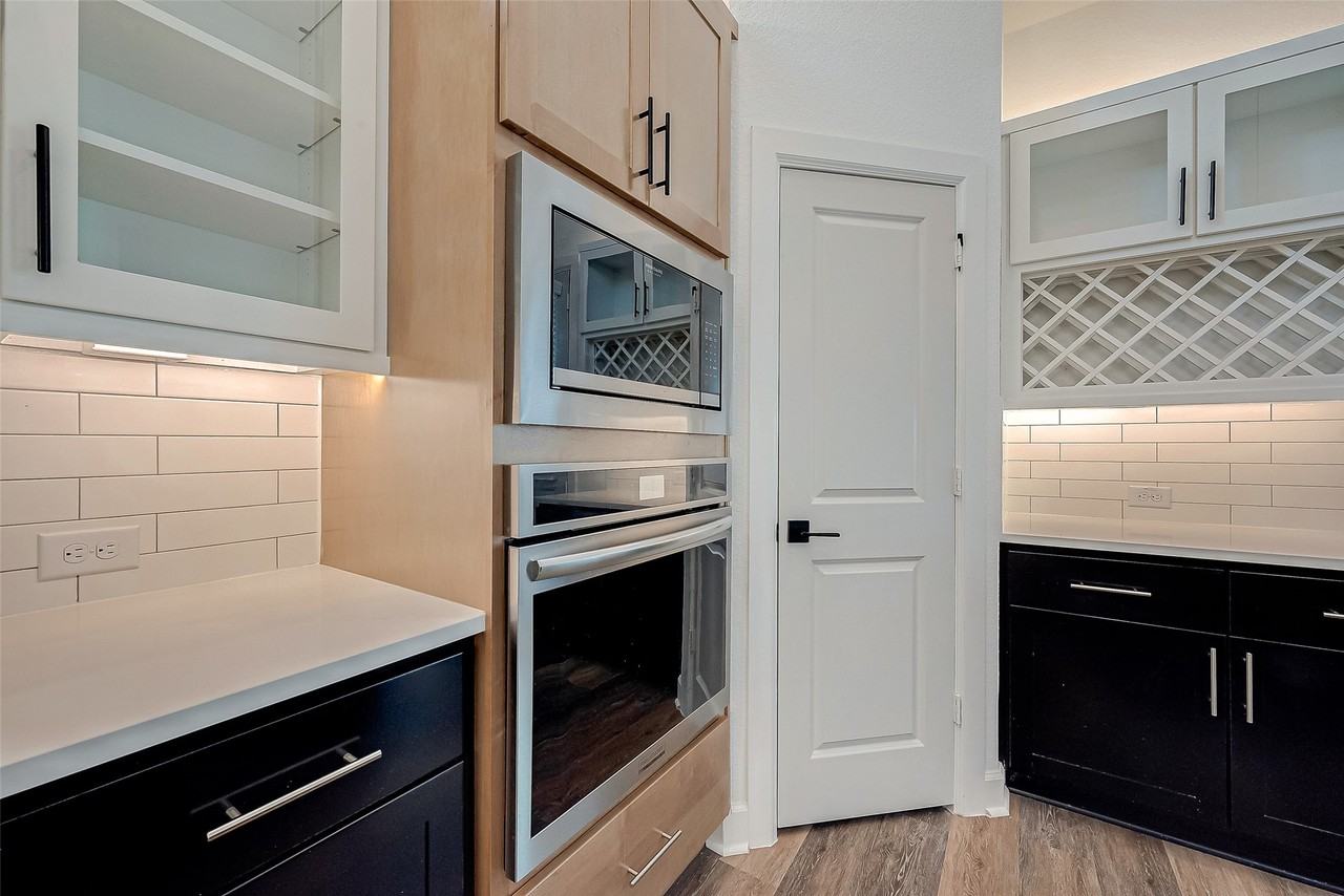 24351 Dyer Hill Way #24351 - Photo 7 of 50